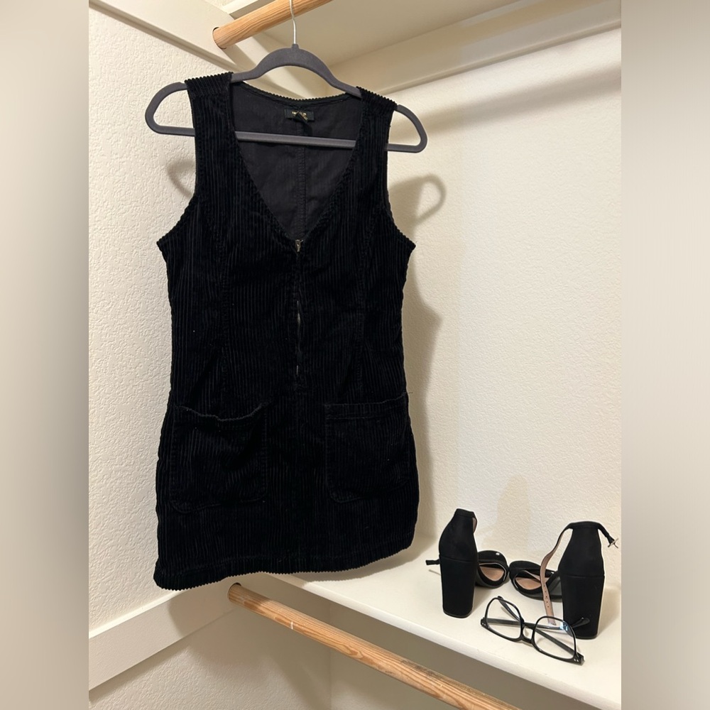 Forever 21 Corduroy Dress w pockets